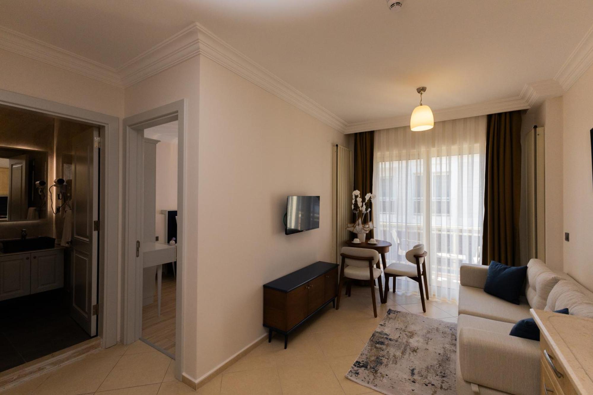 Kamer Exclusive Hotel & Suites Çeşme エクステリア 写真