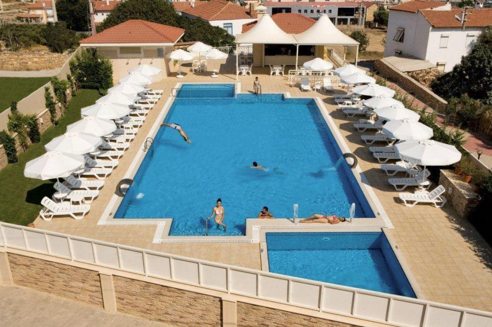 Kamer Exclusive Hotel & Suites Çeşme エクステリア 写真